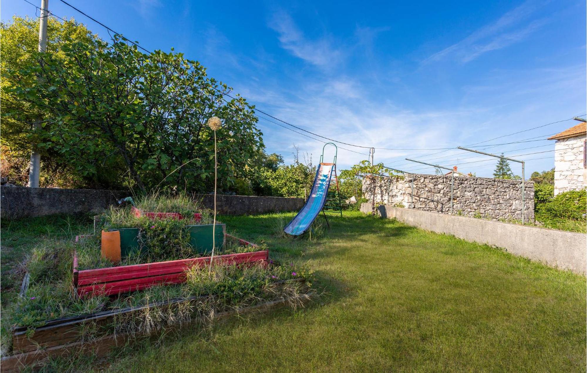 Beautiful Apartment In Malinska With Wifi Exterior photo