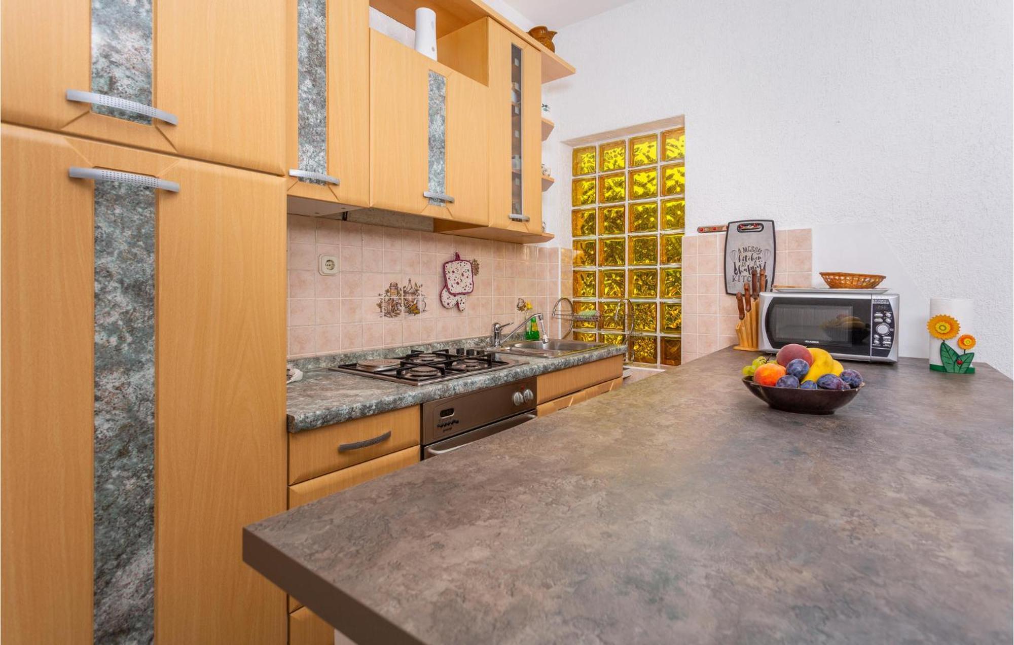 Beautiful Apartment In Malinska With Wifi Exterior photo